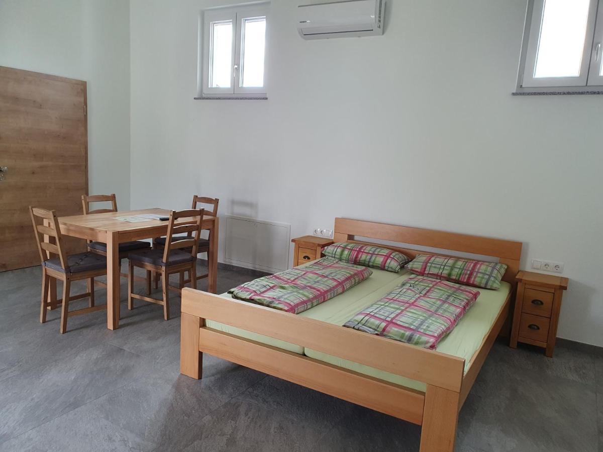 Gaestehaus Martha Руст Екстериор снимка